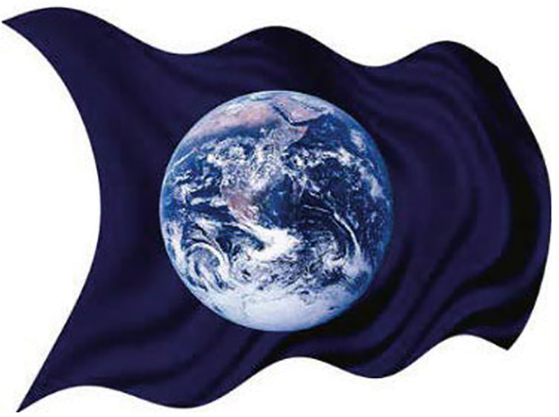 флаг Дня Земли с фотографией нашей планеты