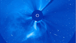 Выброс солнечной массы 10 февраля 2024 года. Фотография сделана космическим коронографом LASCO в 10:42 по московскому времени